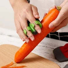 Multifunctional Vegetable & Fruit Peeler Pro